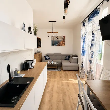 Sailing De Rosse Morze Apartamentow Lejlighed Jastrzębia Góra